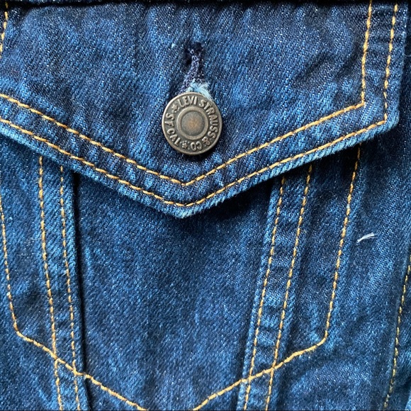 Levi’s Denim Trucker Jean Jacket - Picture 7 of 13